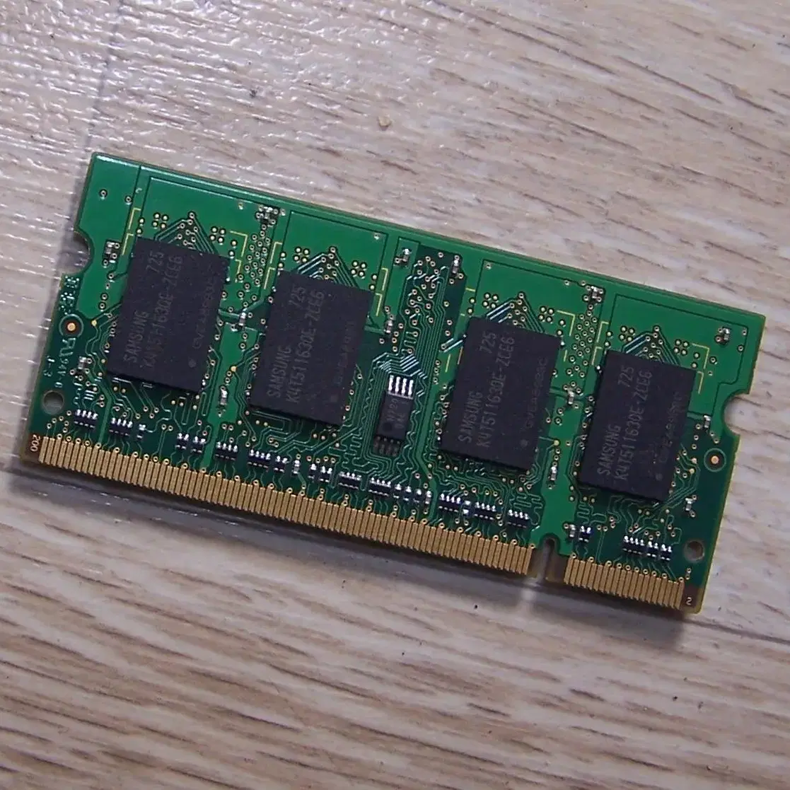 노트북메모리 DDR2 512MB PC2-5300S 667MHz, 재고2개