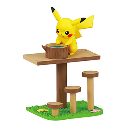 Pokemon Resin Athletic Forest Playground Figures (Pikachu)