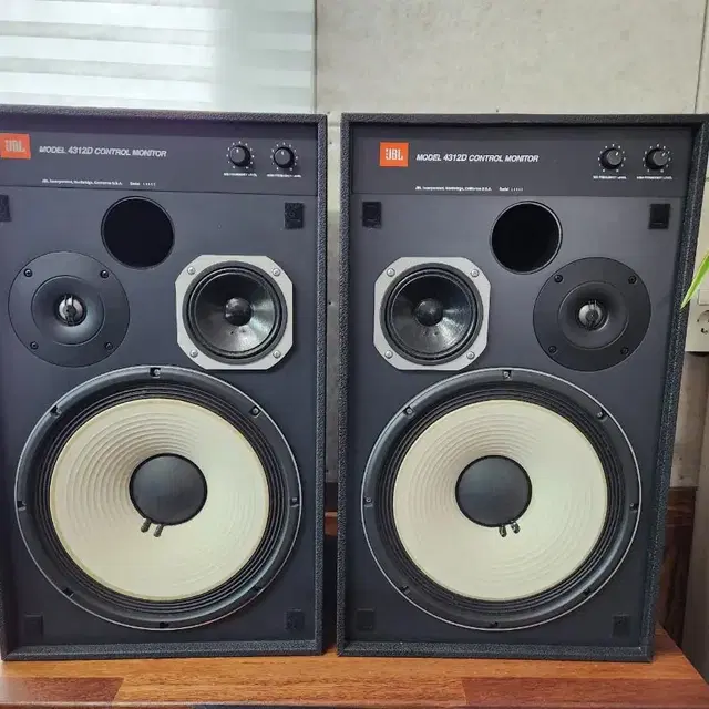 JBL 4312d 스피커