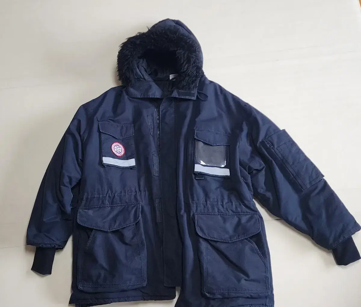 Vetements Canada Goose Parody XS for sale