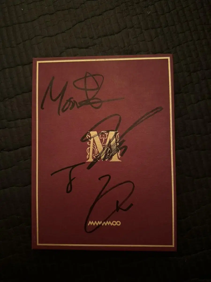 MAMAMOO Signed Albums