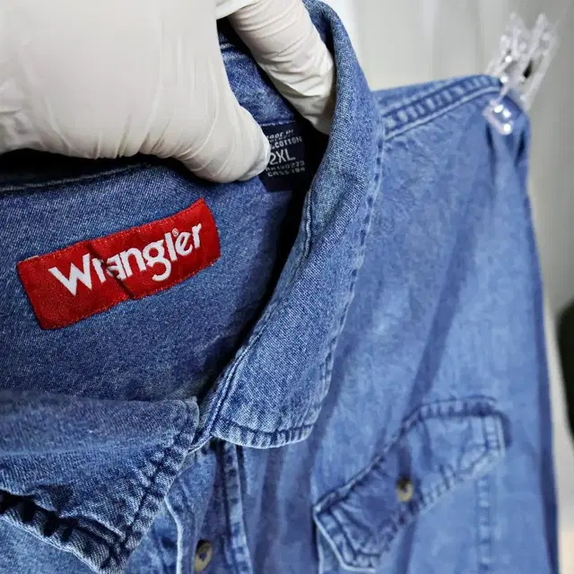 [Wrangler denim shirts]