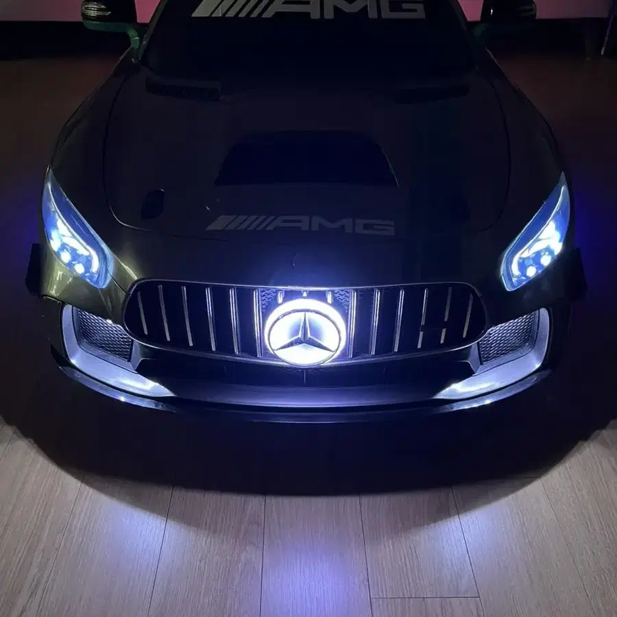 하나토이즈 벤츠 AMG GT4 유아 전동차 판매