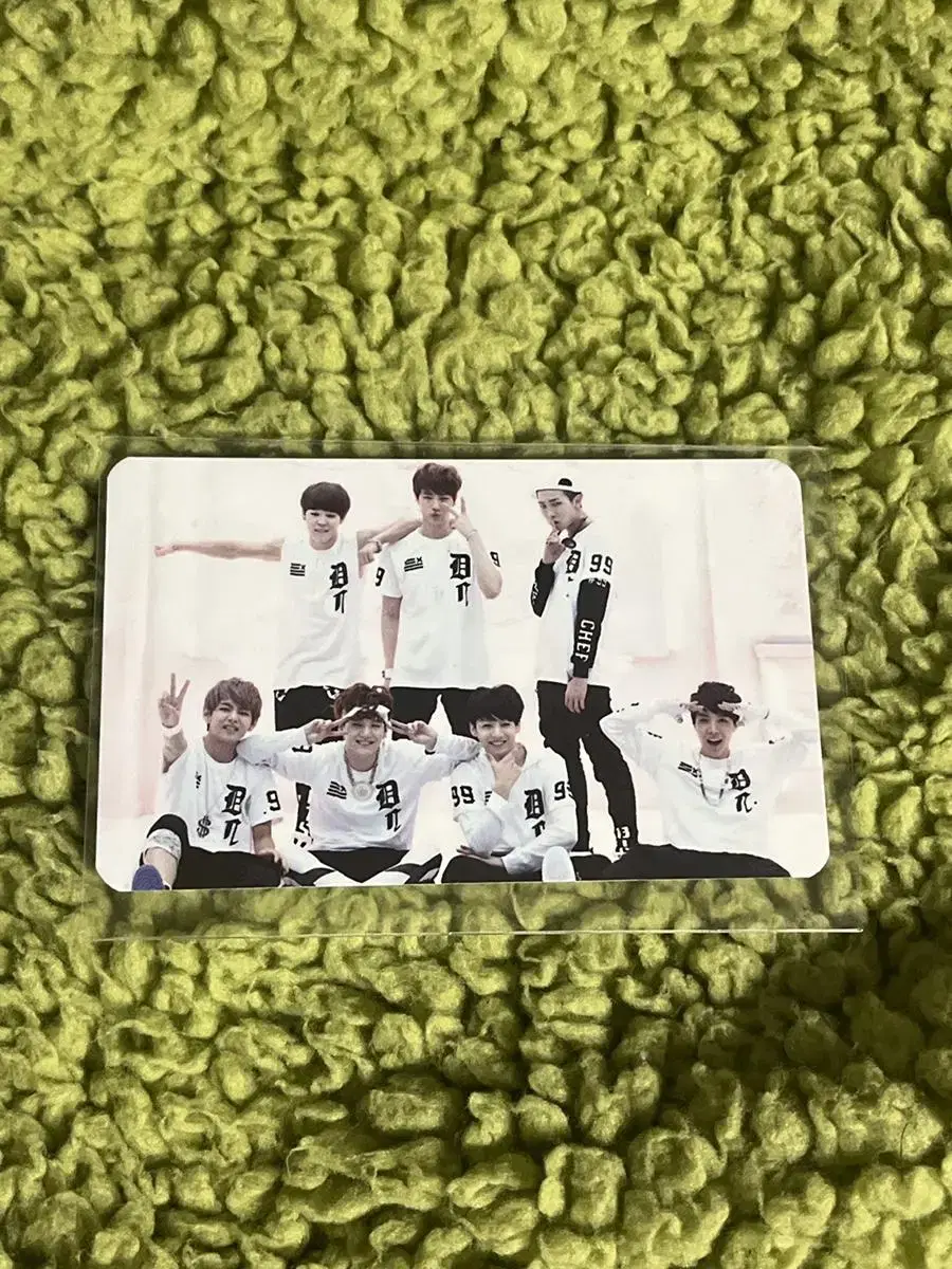 Eno bangtan group photocard