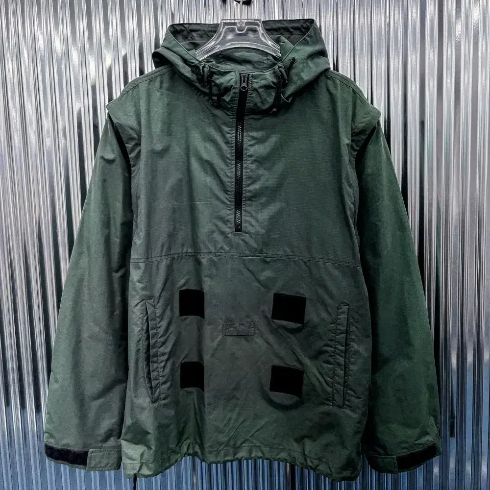 Old Navy Old School Anorak (Domestic XL) J954