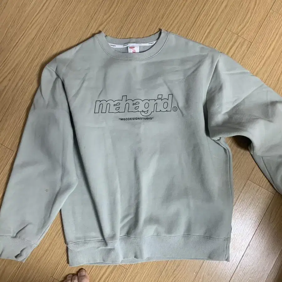 마하그리드 밝은 그레이 색상 size L