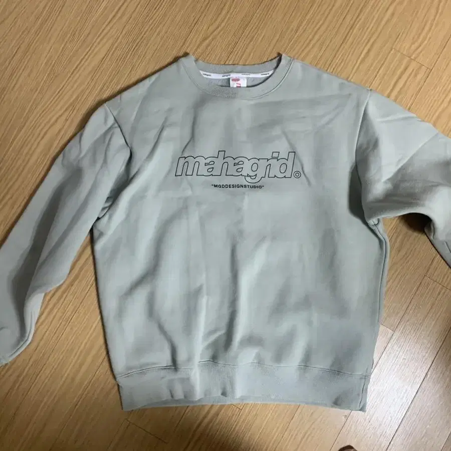 마하그리드 밝은 그레이 색상 size L