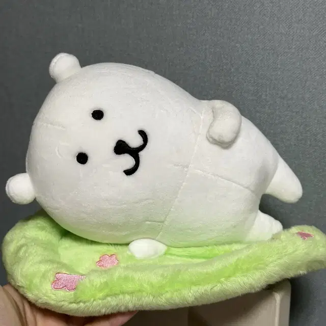 비플랏 농담곰 누운 제습 인형