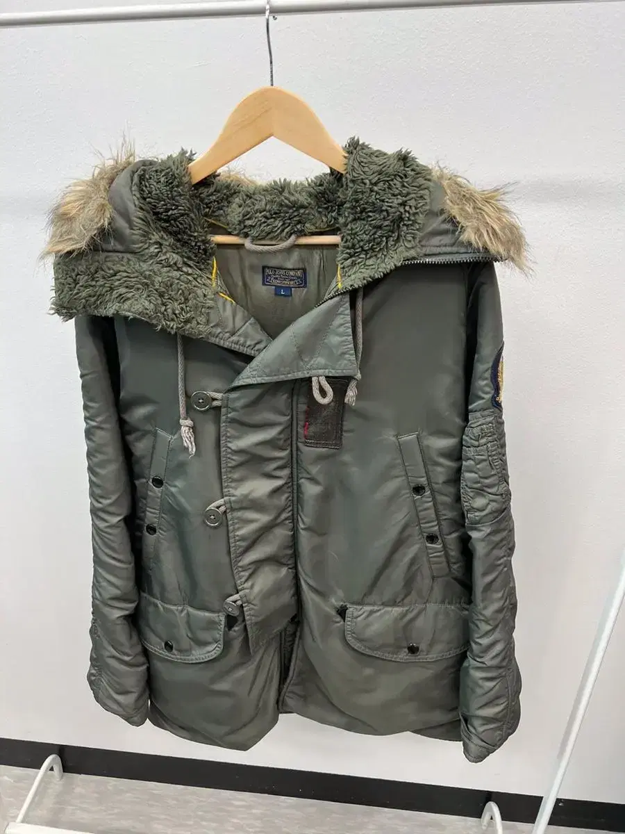 105) Polo parka