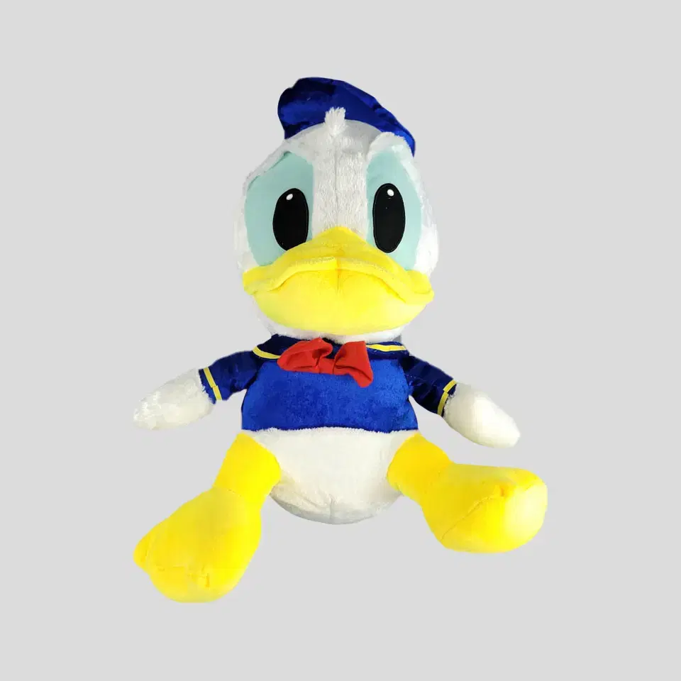 Disney Mickey Mouse and Friends Donald Duck Bighead Soybeans doll Props New