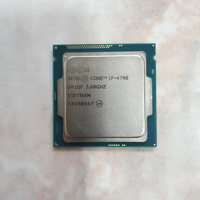 i7 4790 기가바이트 G1.Sniper B6 램32g m2 256g