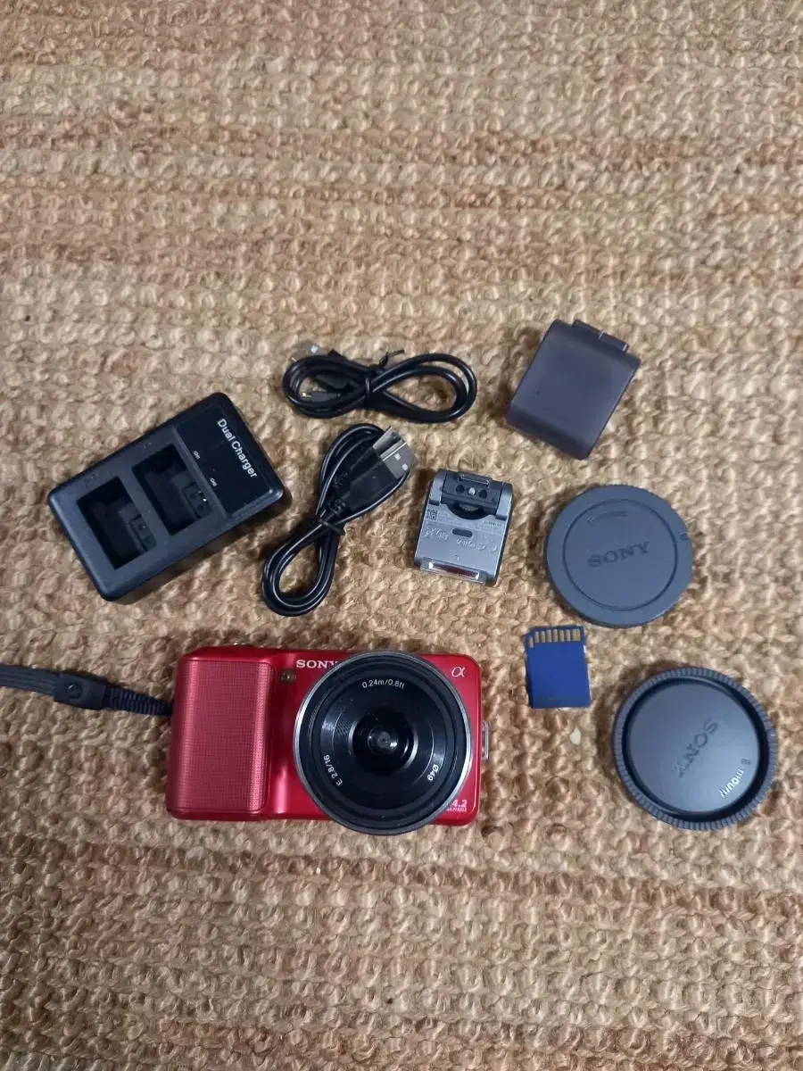 SONY NEX-3 16mm Short Lens Mirrorless Digital Camera