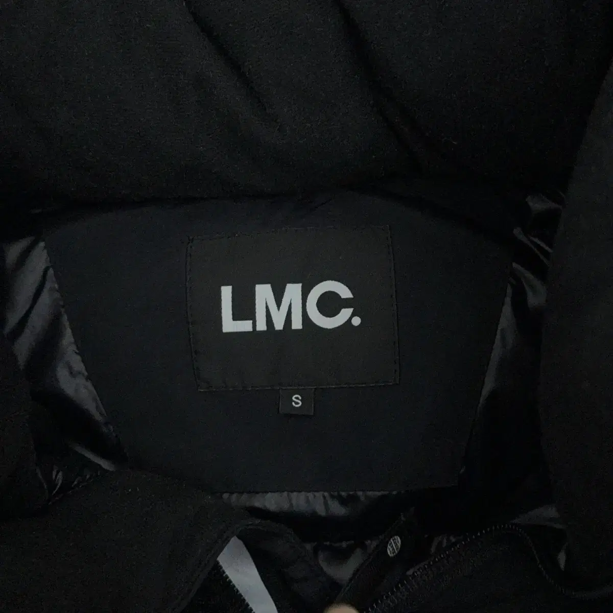 LMC 백로고 롱패딩 S