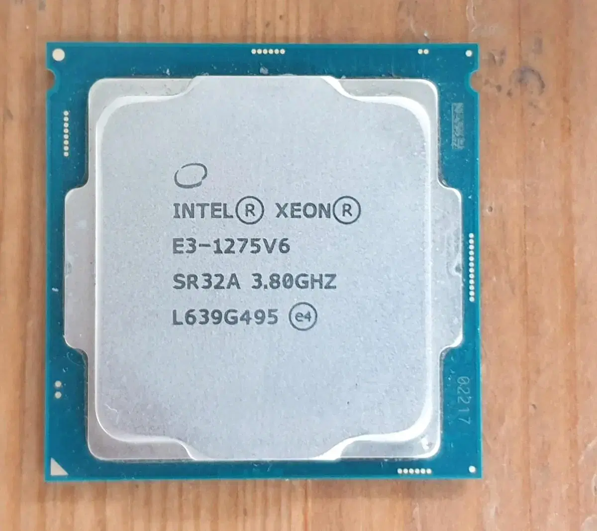 제온 E3-1275v6, 1151 소켓, I7-7700 급, 내장그래픽O