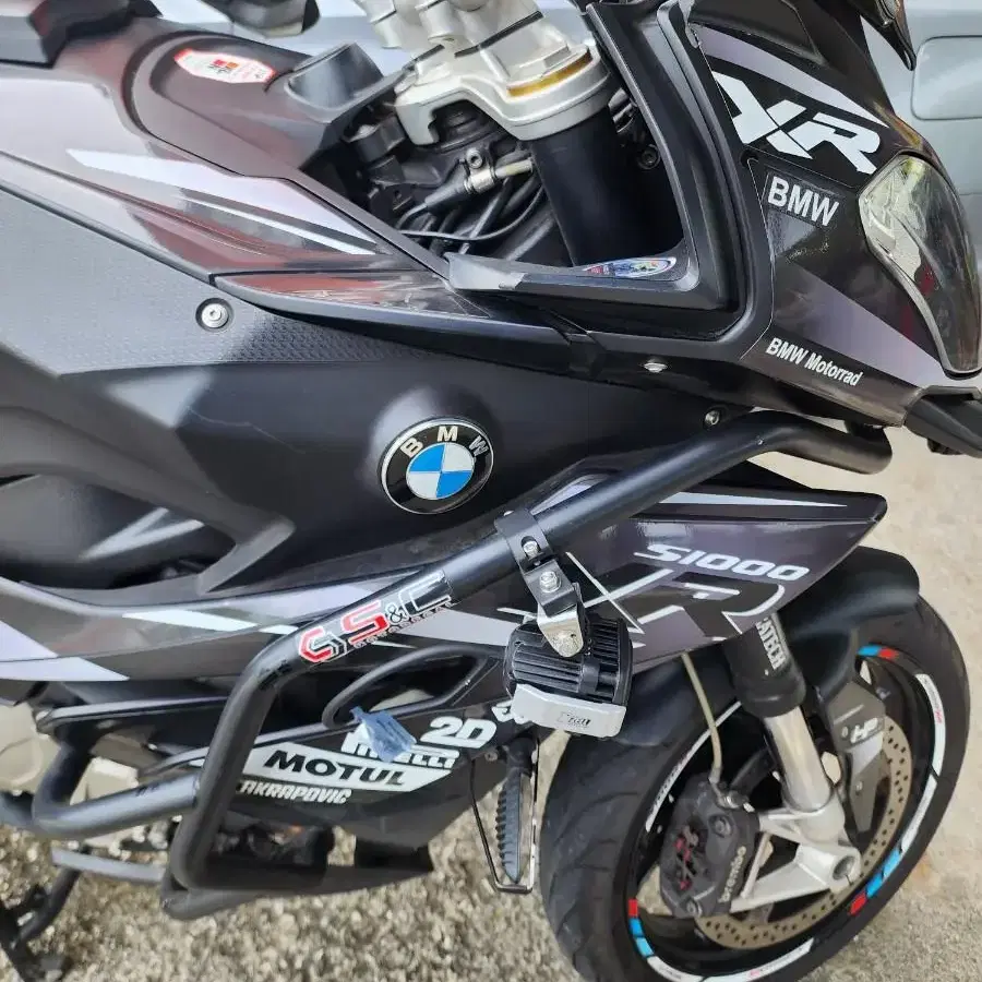 BMW 2016S1000XR