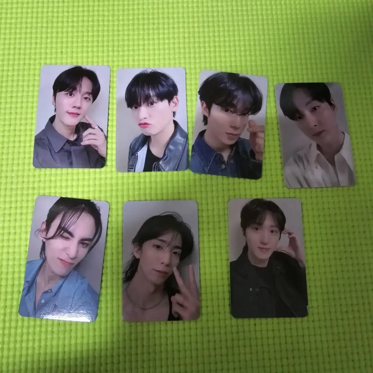 SF9 Bora jump up 3rd unreleased photocard youngbin inseong dawon zuho taeyang hwiyoung Chani