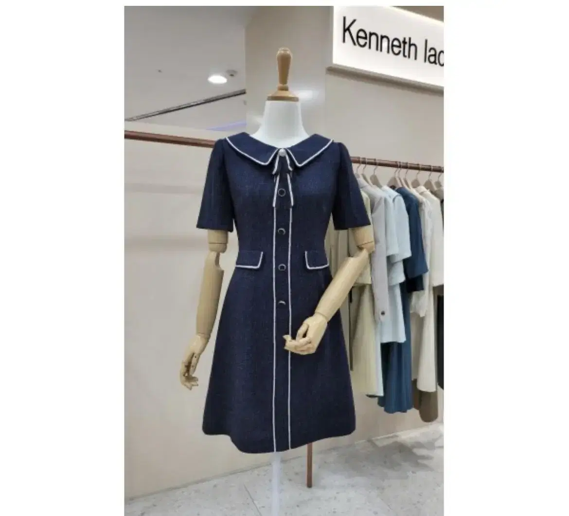 Kenneth Lady Guests ONEPIECE 55 Navy