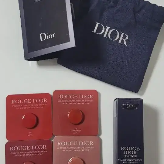 (미개봉 새상품)DIOR 루즈 디올 포에버 스틱 400 포에버 누드 라인