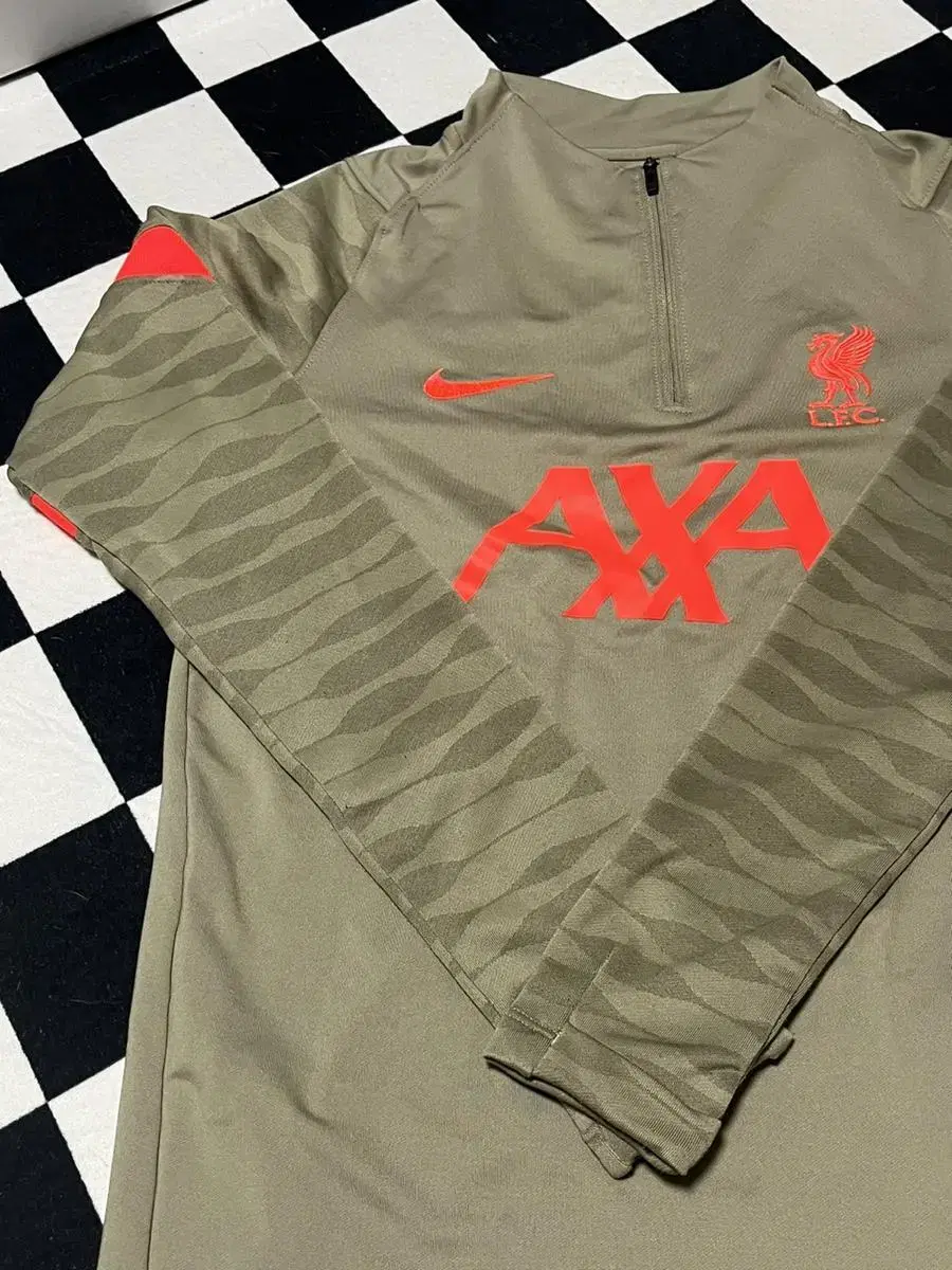 Liverpool training uniform