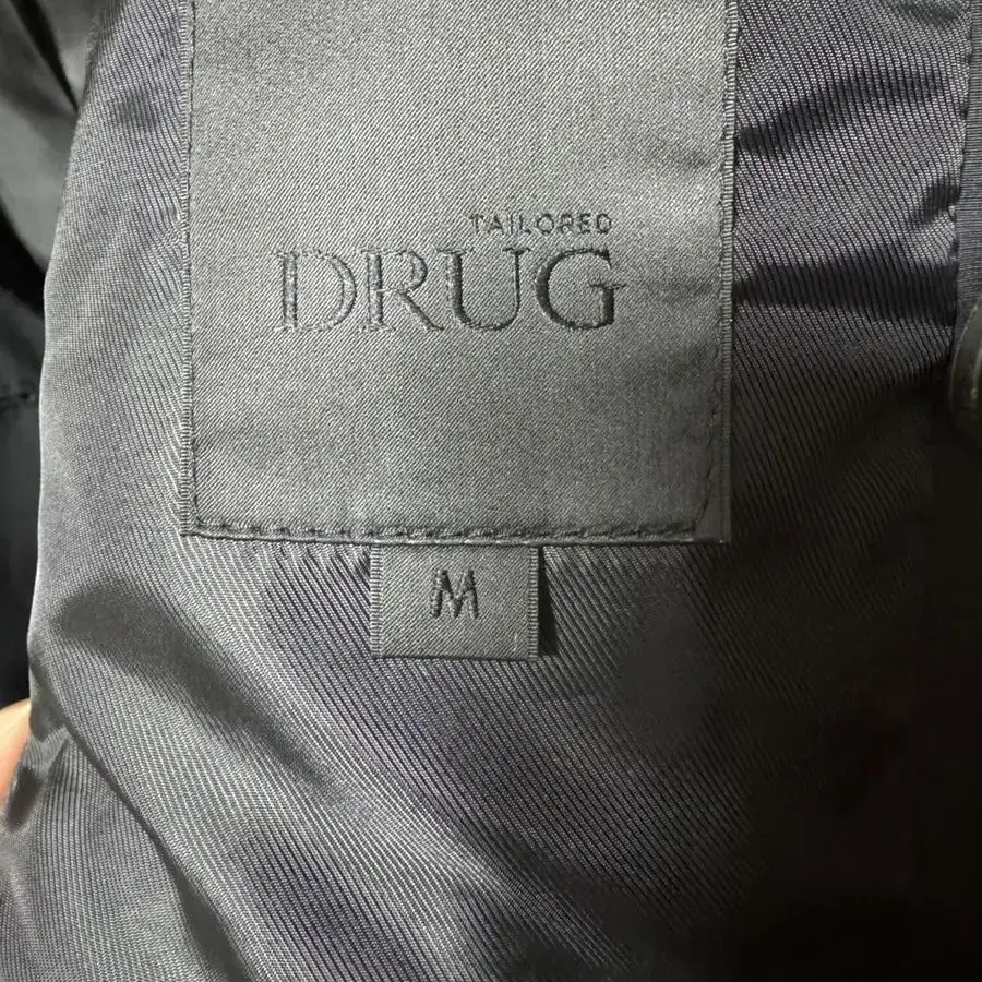 Tailored DRUG 자켓 M사이즈