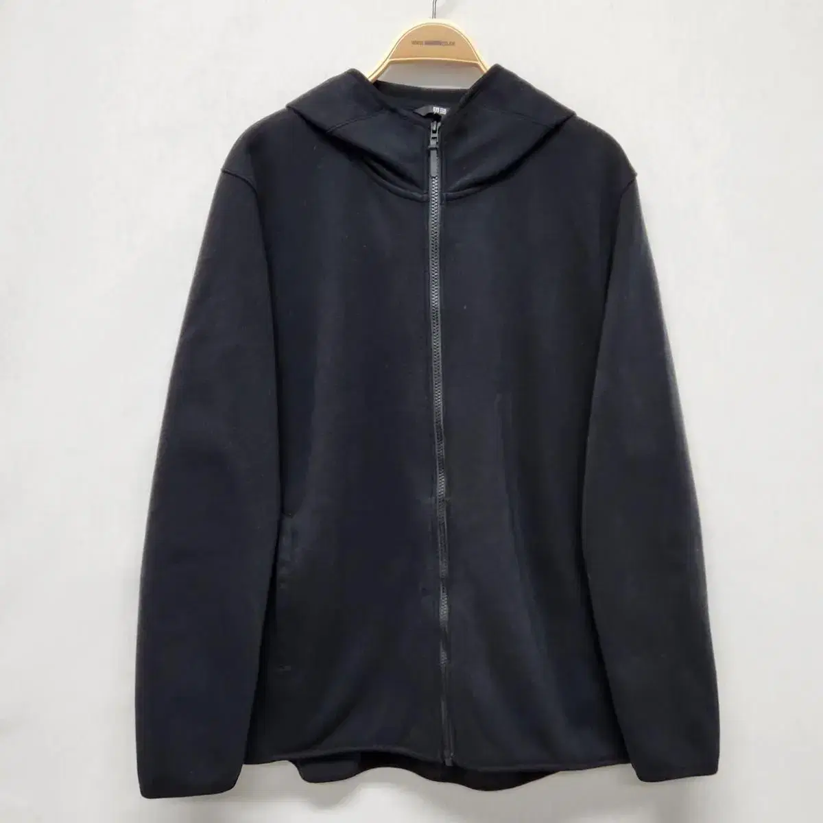 Uniqlo Brushed Hooded Jacket size XL