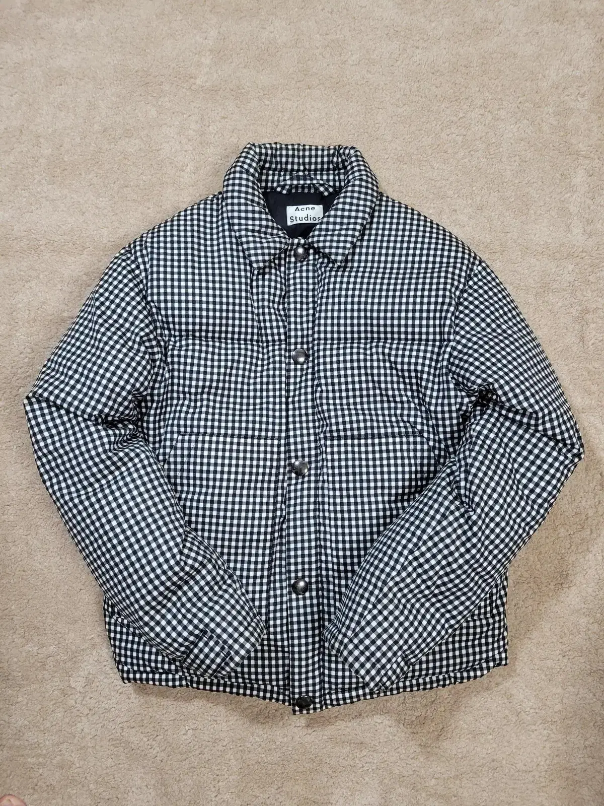 Acne Studios (Acne Studios)52 No. 110 Chest63/Rector76