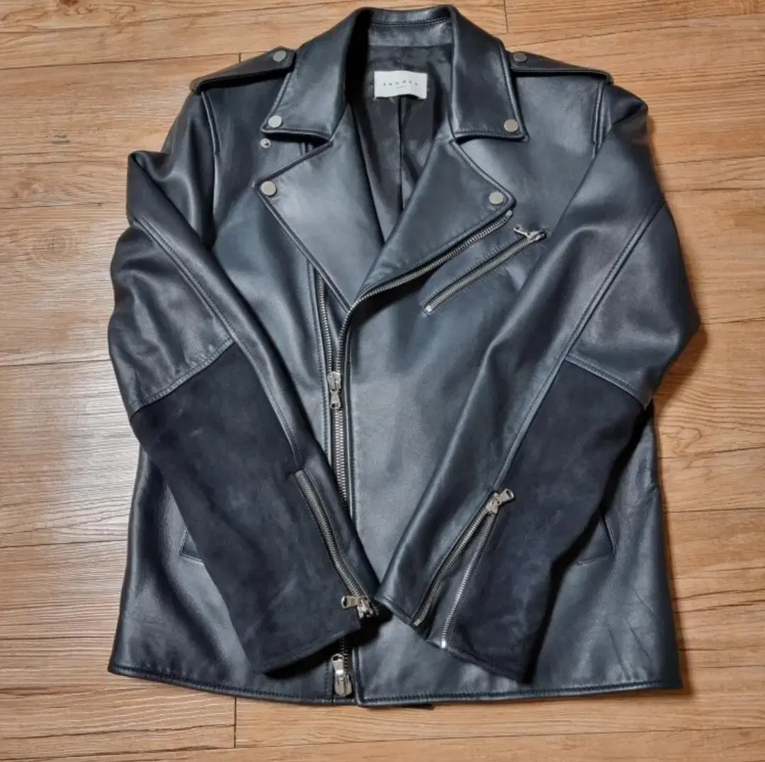 SanDoLeather jacket