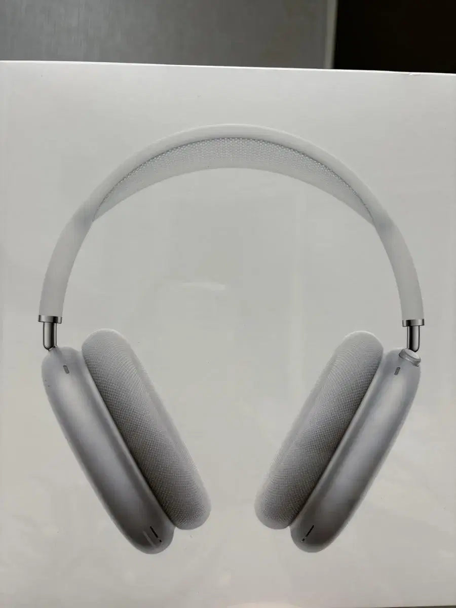 AirPods Max Silver Sealed