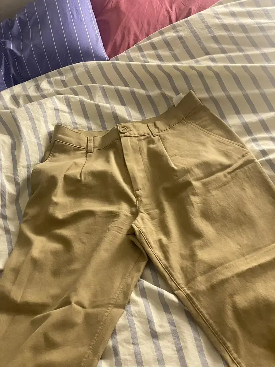 Course beige pants