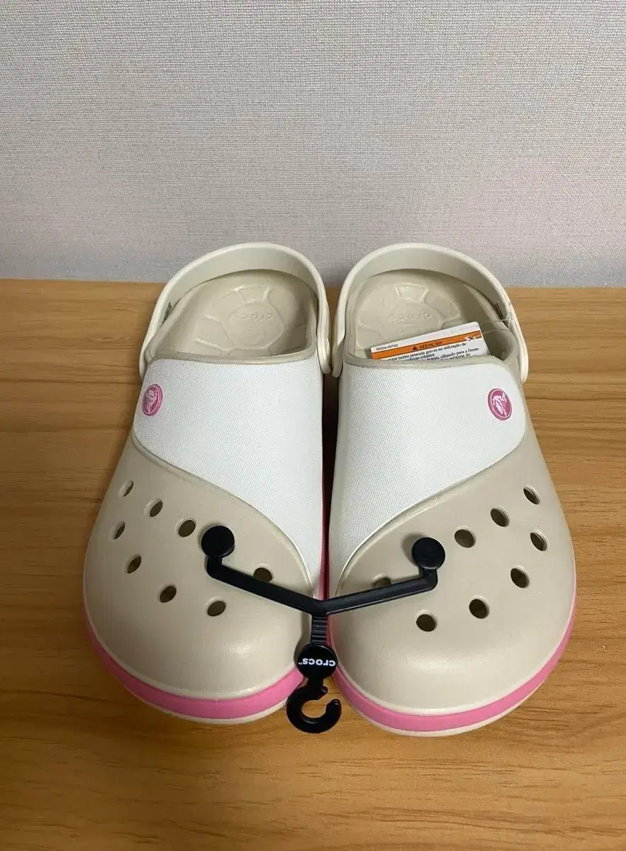 (NEW) Crocs Sandal Slippers