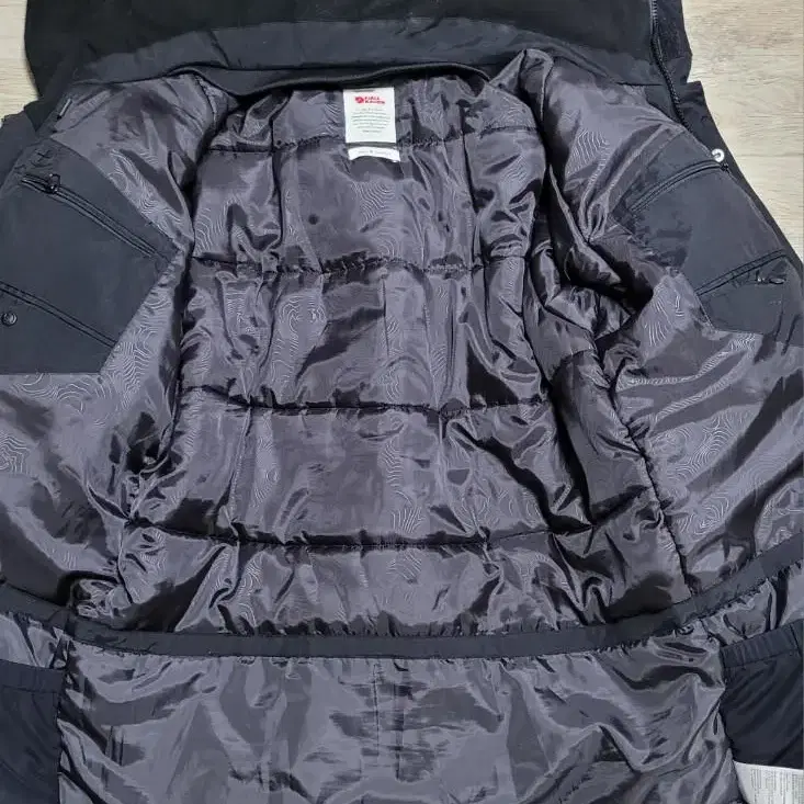 피엘라벤 Fjallraven 유픽 파카 동계등산복 남성용 M(105)