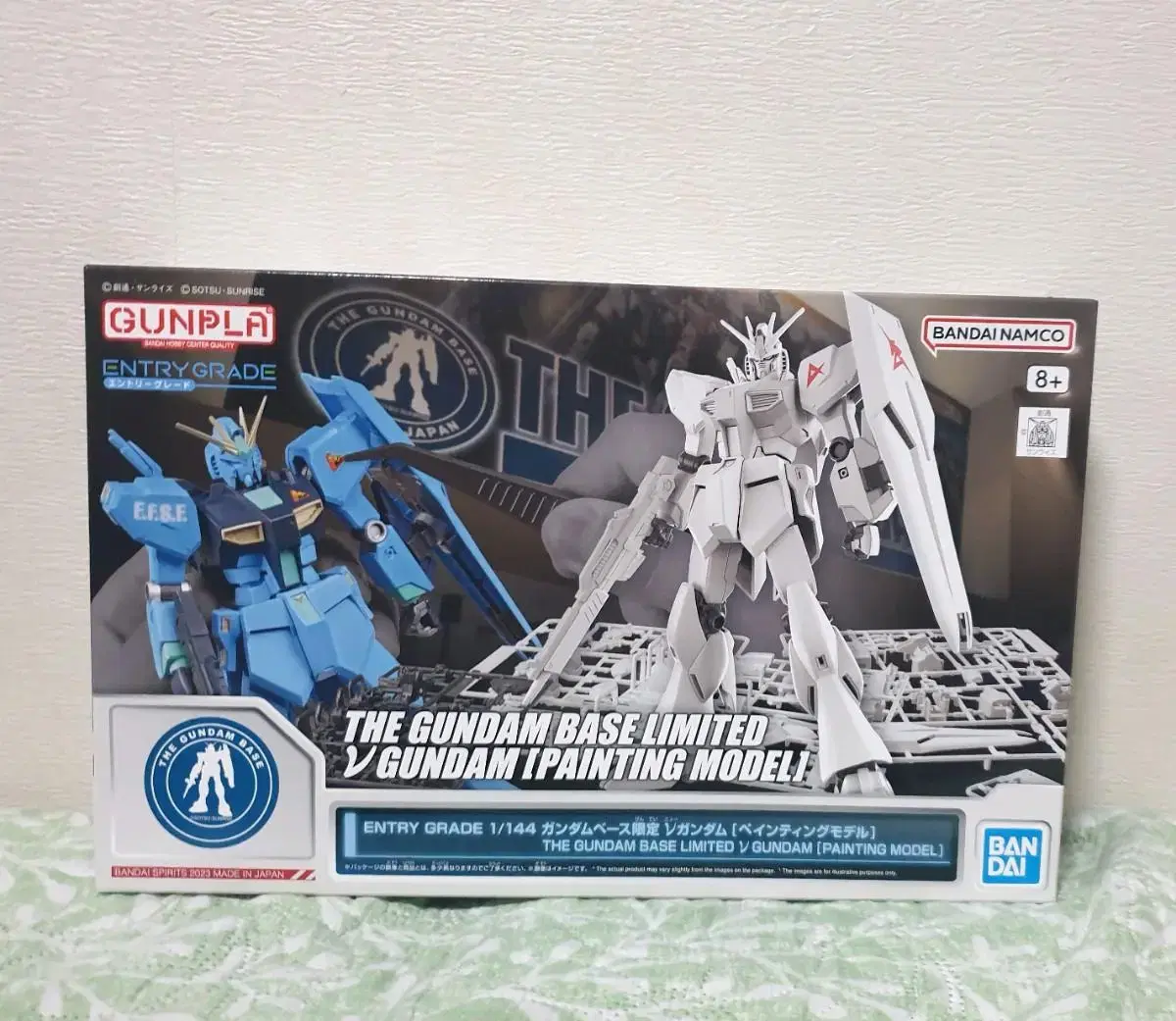 EG Gundam Gundam Base Limited New Gundam Painted Model