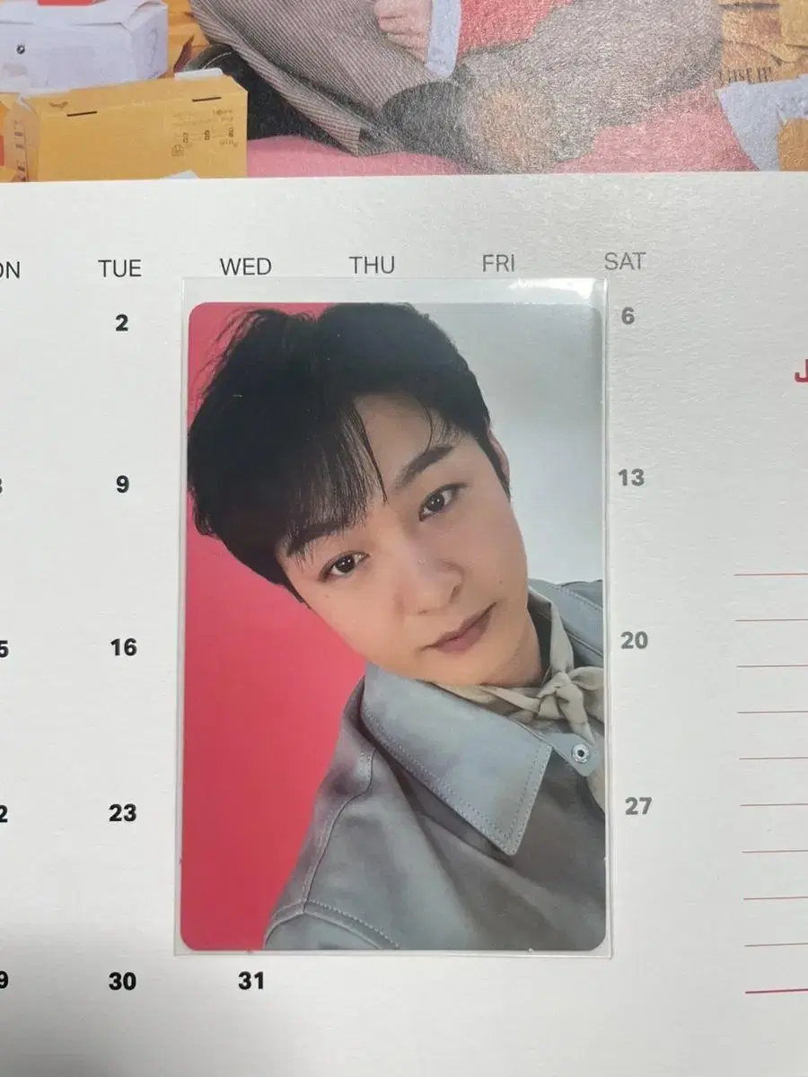 Lee Changsub seasons greetings unreleased photocard