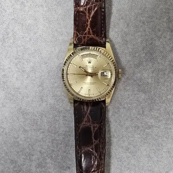 롤렉스 18238 ROLEX보증서 및 K1감정서 첨부 판매합니다.