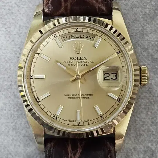 롤렉스 18238 ROLEX보증서 및 K1감정서 첨부 판매합니다.