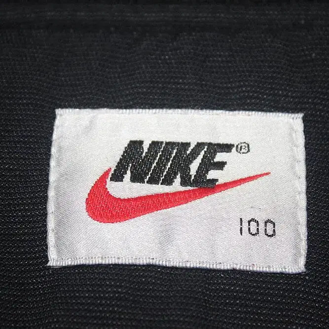 NIKE 나이키야구점퍼100