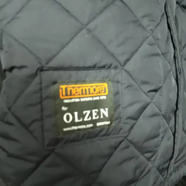 XL) OLZEN 퀼팅 자켓 팝니다