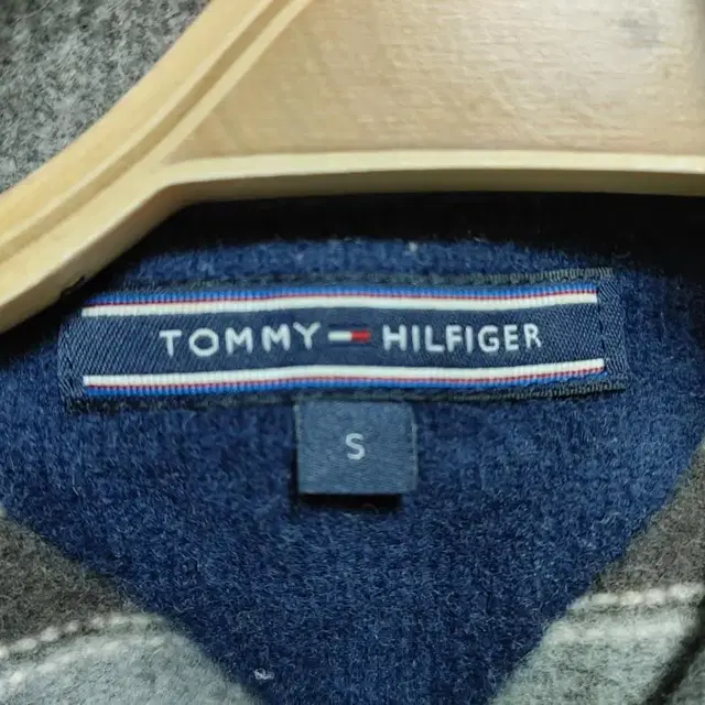 TOMMY HILFIGER 타미 힐피거 여성 단가라 니트집업가디건