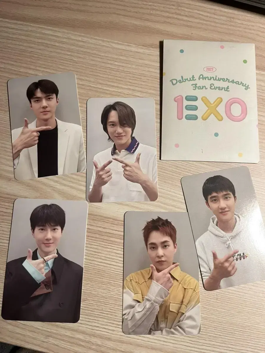 Exo 10th Anniversary fanmeeting Admission Photocard