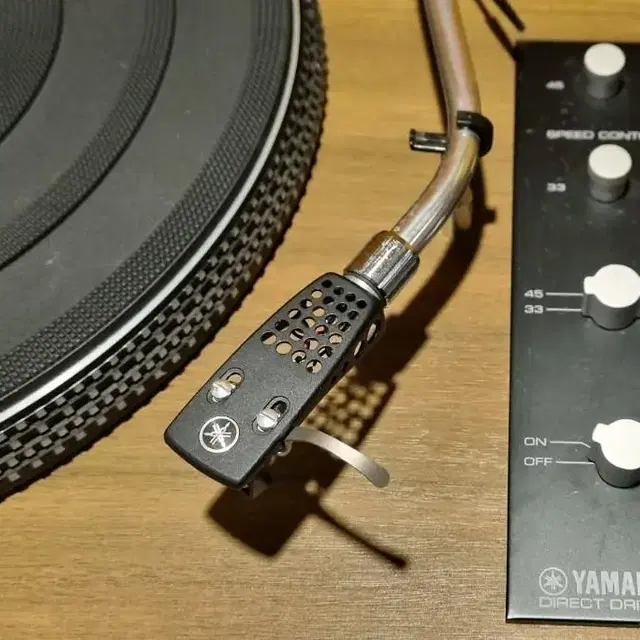 LP 턴테이블 YAMAHA YP-511 TURNTABLE