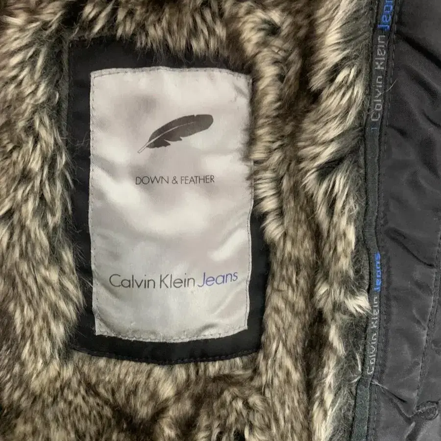 Calvin Klein 캘빈크라인 다운