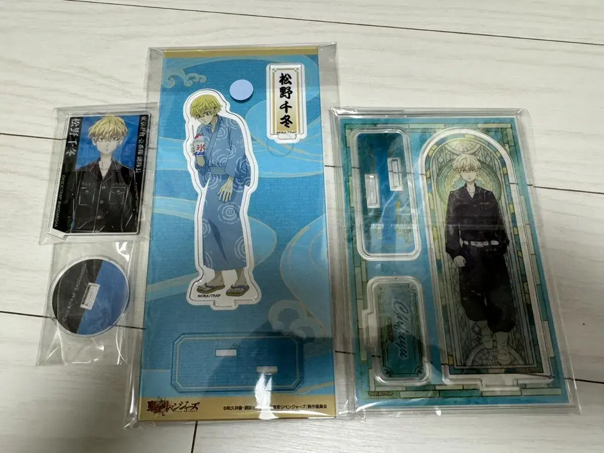 Doriben Chifuyu acrylic stand bulk sell WTS