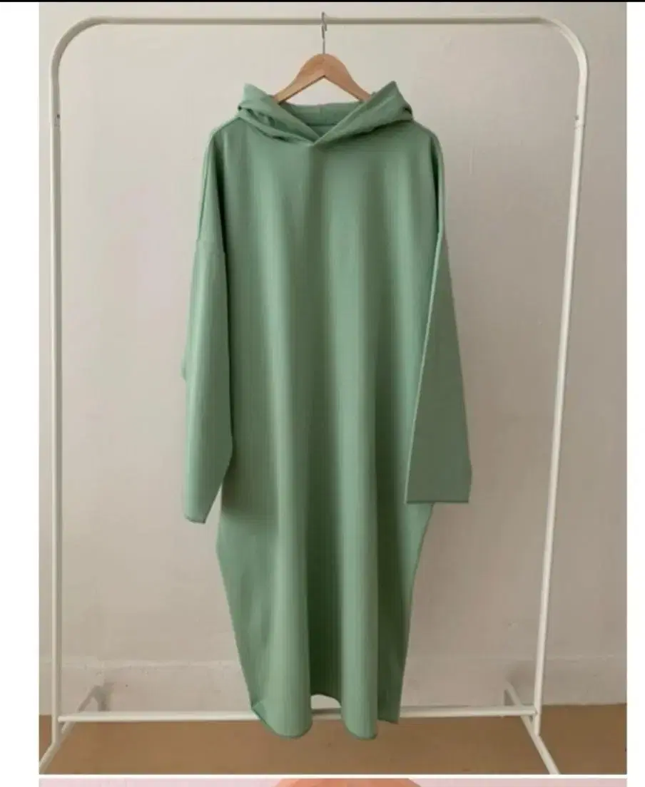 KALANG HOODED SHORT-SLEEVE ONEPIECE (4 colors) [New Item]