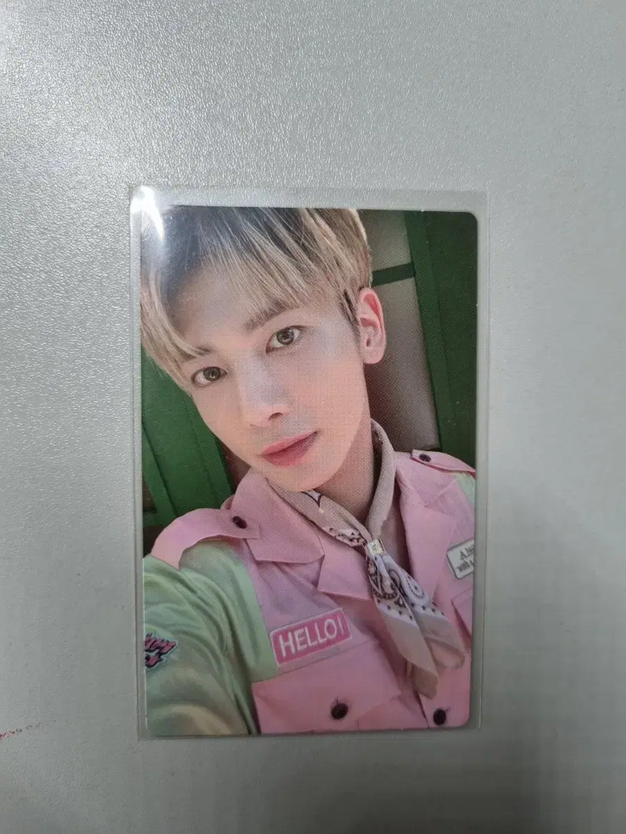 txt 22seasonsgreetings taehyun double-sided photocard