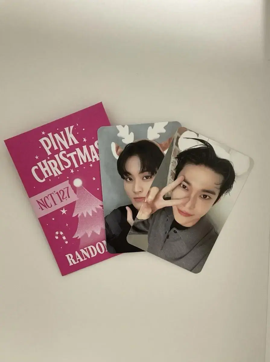 Price drop) SM Pink Christmas nct 127 doyoung mark photocard WTS