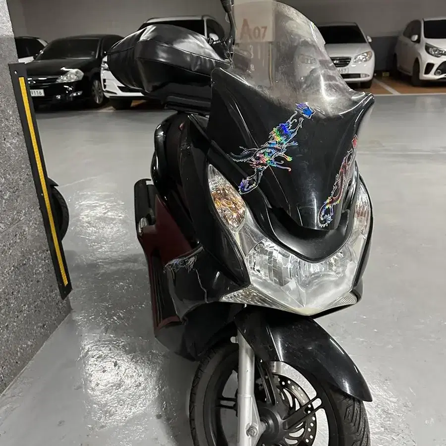 pcx13년식 36400km 상태 좋아요 열선 그립 탑박스 모두 정상