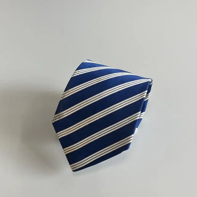 더 수트컴퍼니(The suit company) 실크 넥타이 8.2cm