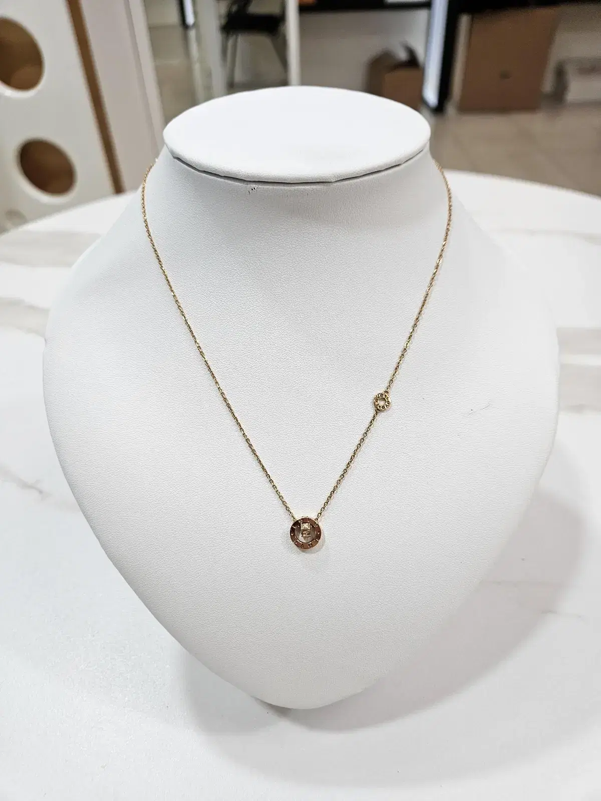 18K Gold Necklace 4.3G (1.15 keum)