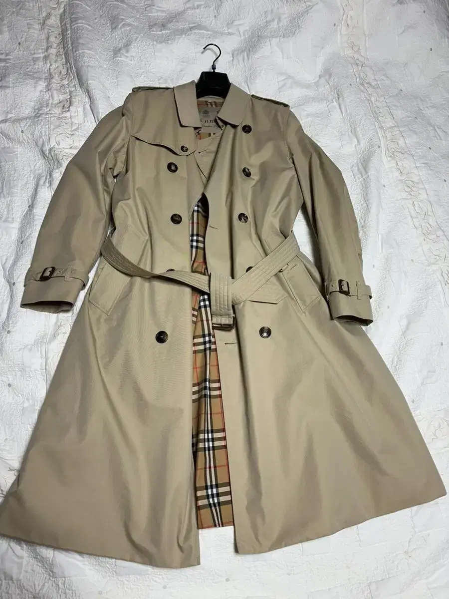 Burberry Kensington 52