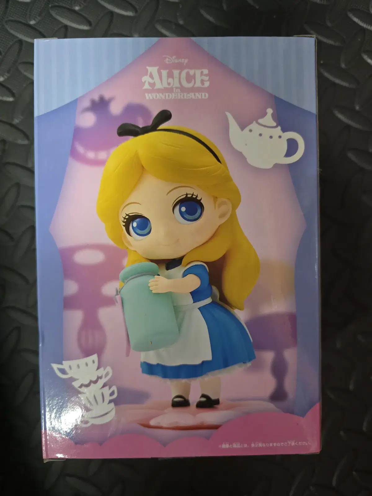 Wonderland alice Figures in Wonderland Q Pockets sealed New